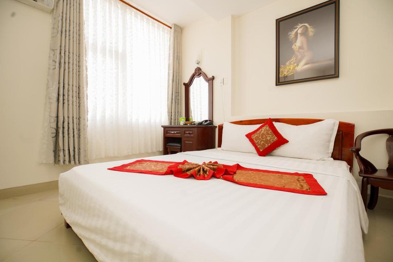 Nguyen Ha Hotel Vung Tau Exterior photo