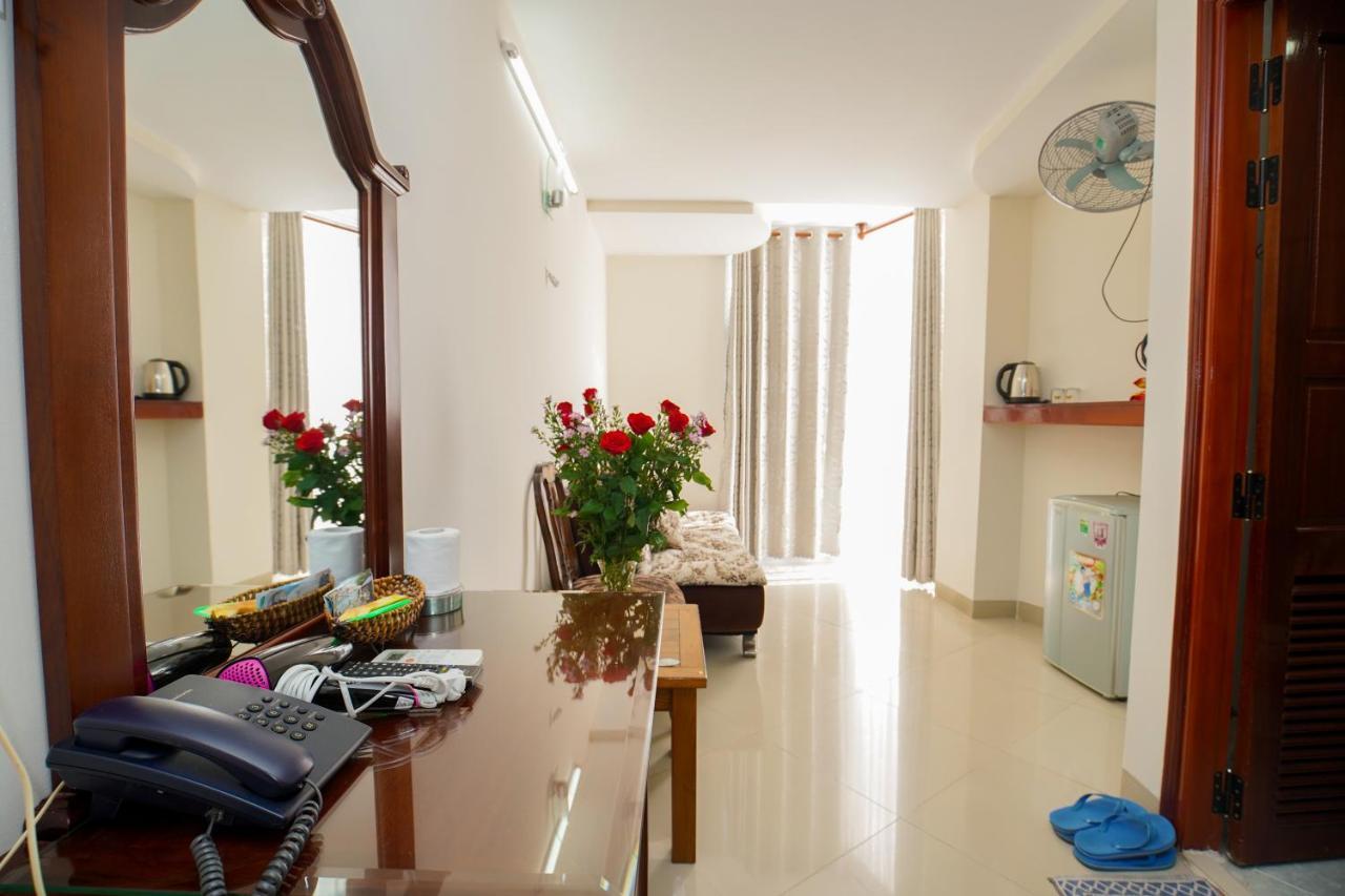 Nguyen Ha Hotel Vung Tau Exterior photo