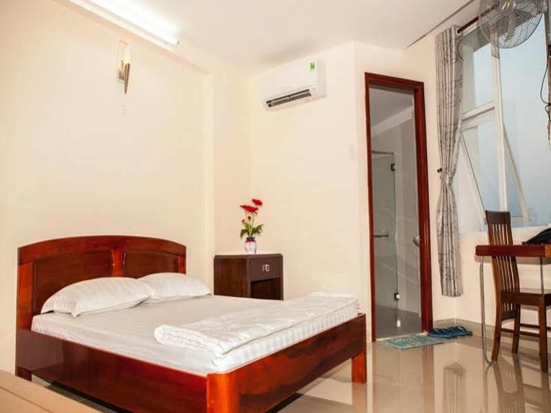 Nguyen Ha Hotel Vung Tau Exterior photo